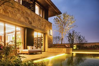 Avalon Large ADA Outdoor/Indoor LED Wall Sconce (254|ALR-7564W-DBRZ)