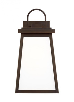Founders Medium One Light Outdoor Wall Lantern (7725|8648401EN3-71)