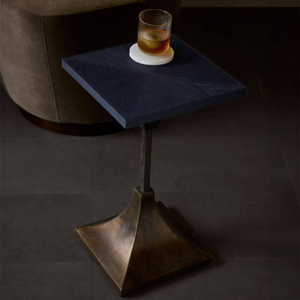 Windsor Accent Table (314|FAI28)