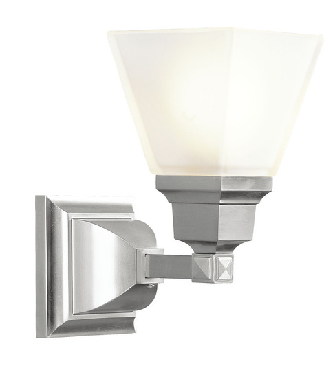 1 Light Brushed Nickel Bath Light (108|1031-91)