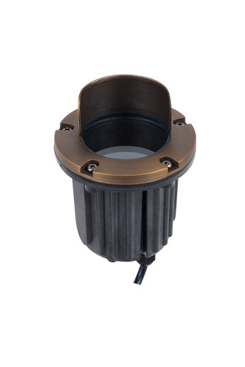 Cast brass well light with integrated canopy (758|W123)