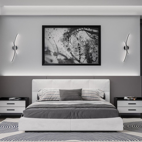 Tusk Wall Sconce (16|WS-29428-35-BK)