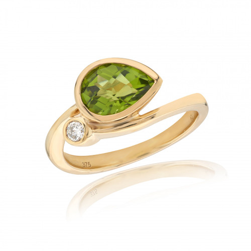 9ct Yellow Gold Diamond & Peridot Cross Over Ring