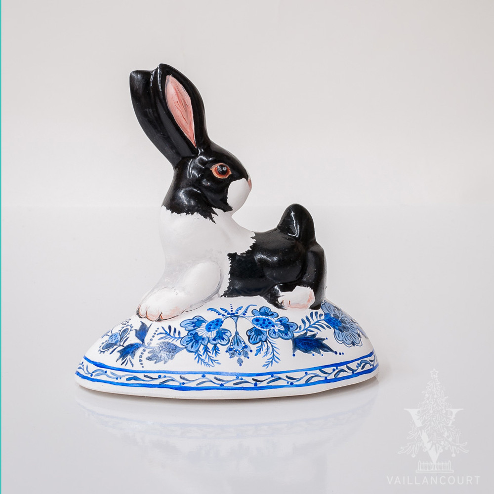 Vaillancourt Black and White Bunny Backward Facing on Delft Egg | The Shops at Colonial Williamsburg