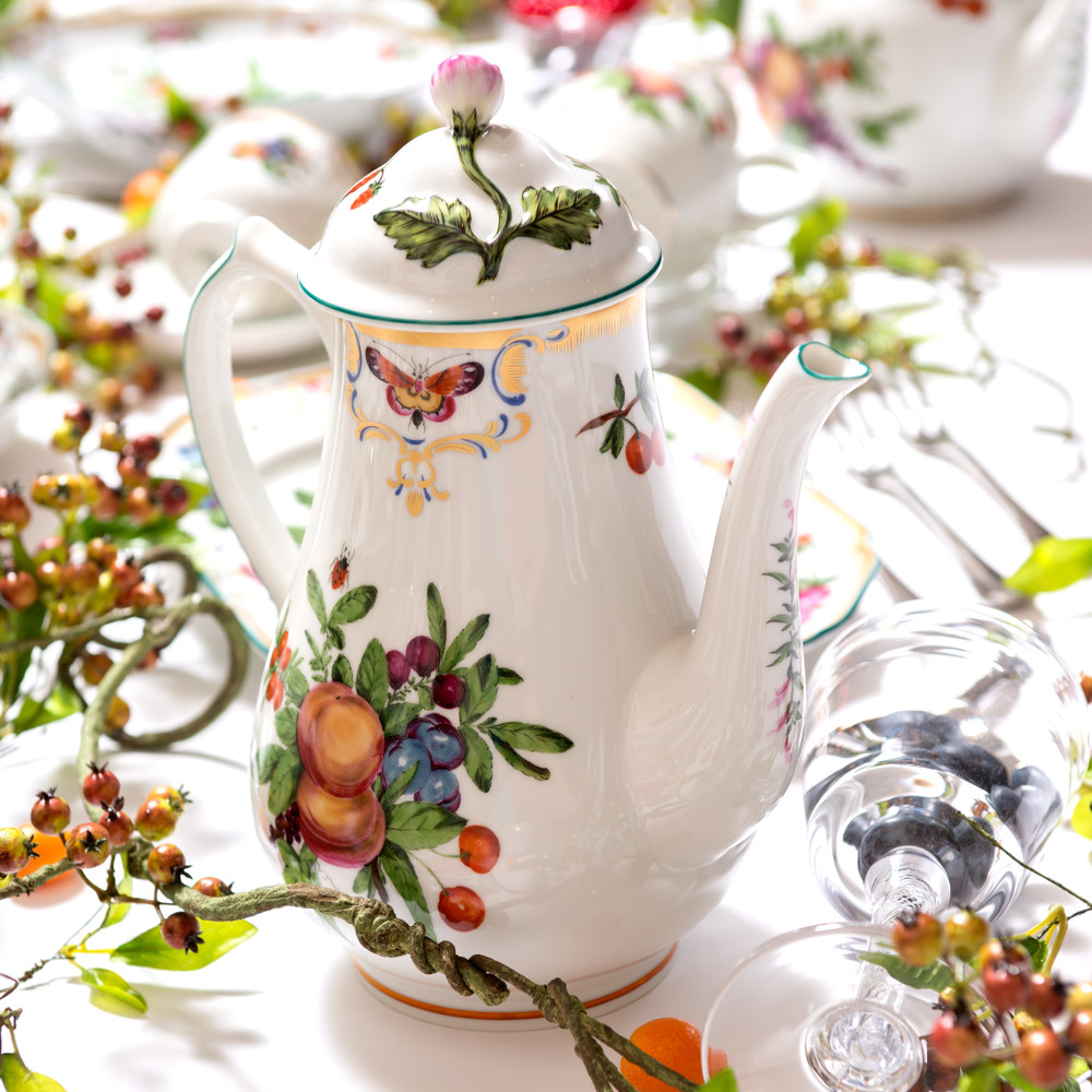 Duke of Gloucester Porcelain Coffee Pot | The Shops at Colonial Williamsburg