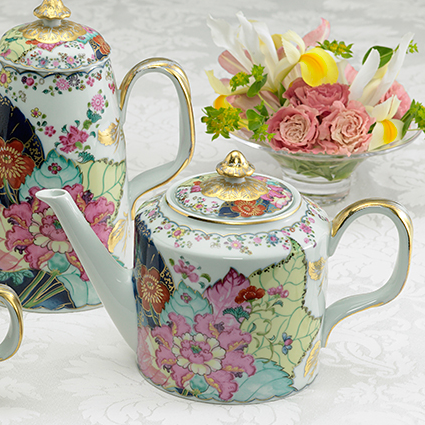 Tobacco Leaf Teapot | The Shops at Colonial Williamsburg