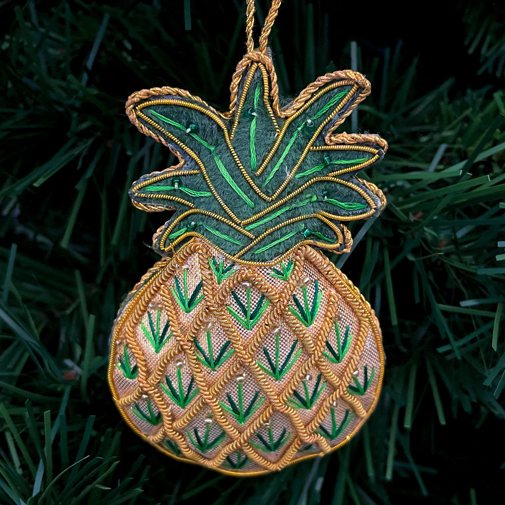 Williamsburg Pineapple Fabric Ornament - Thumbnail 2
