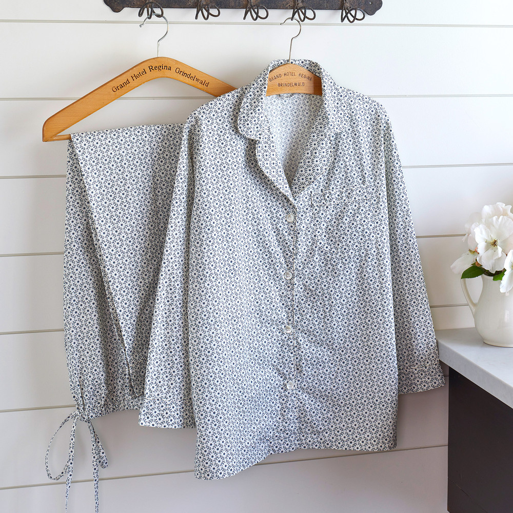 CRAFT & FORGE Dotted Vine Pajamas Set by Taylor Linens | The Shops at Colonial Williamsburg