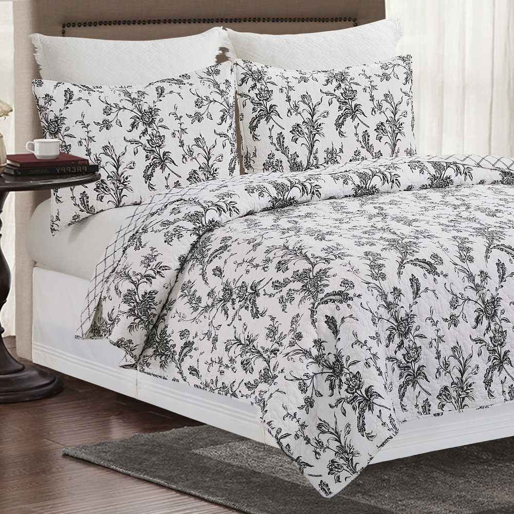 WILLIAMSBURG Bleighton Black Quilt Set | The Shops at Colonial Williamsburg