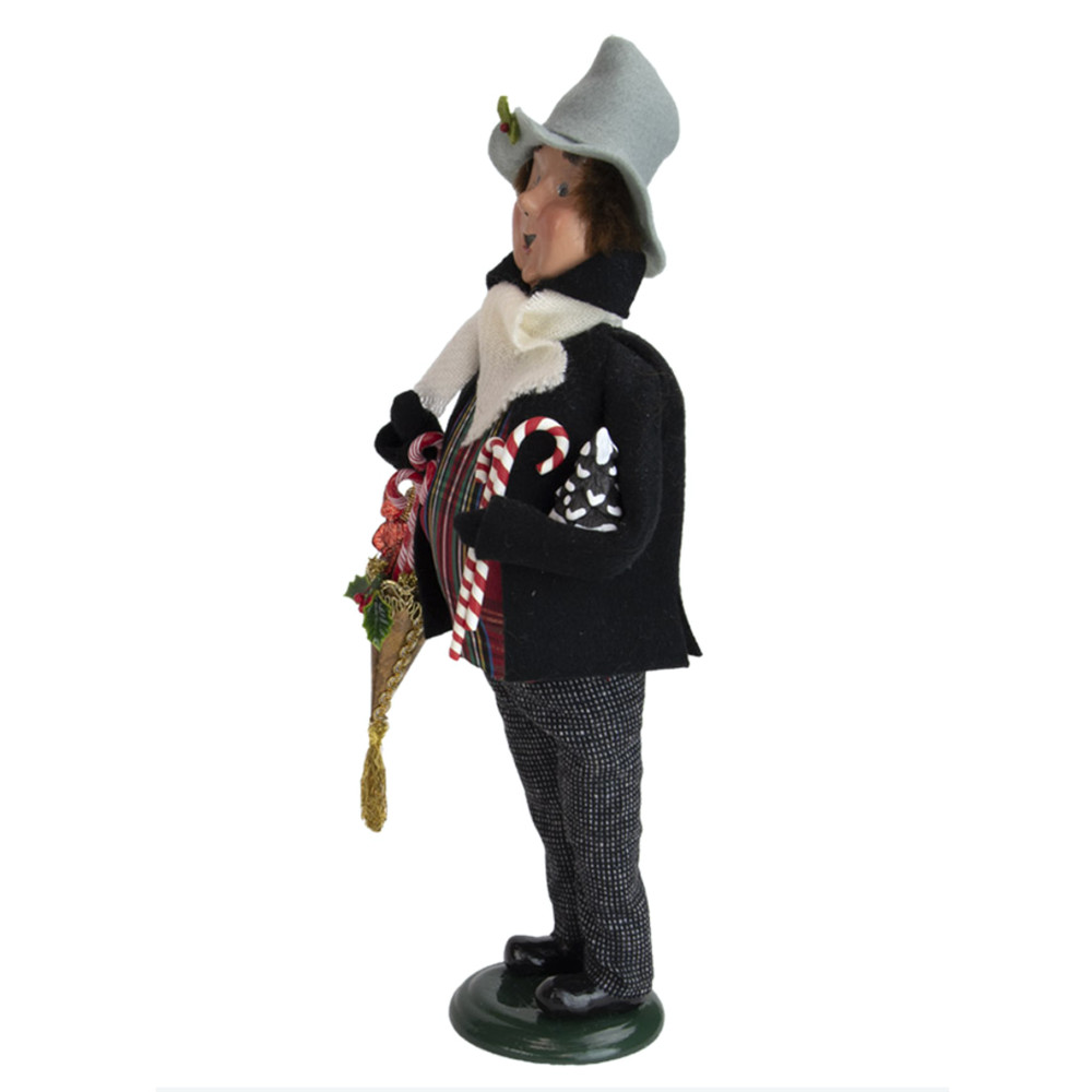 Byers' Choice Caroler Shopping Man