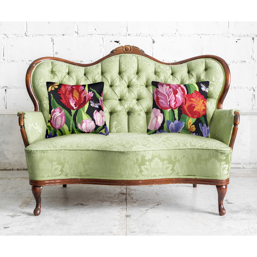 Williamsburg Tulip Melody Pillow - Thumbnail 2