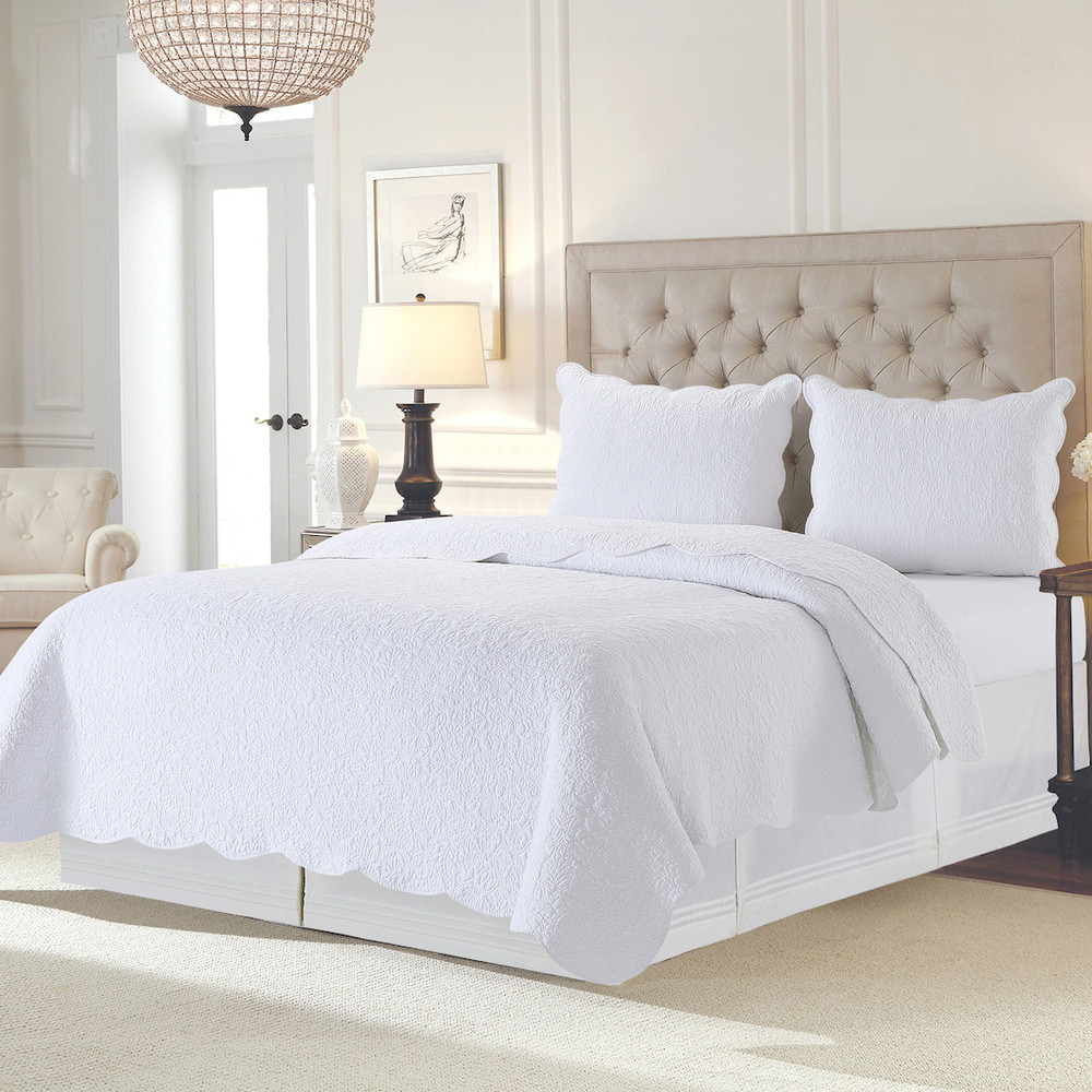 WILLIAMSBURG Garden Images Quilt Set