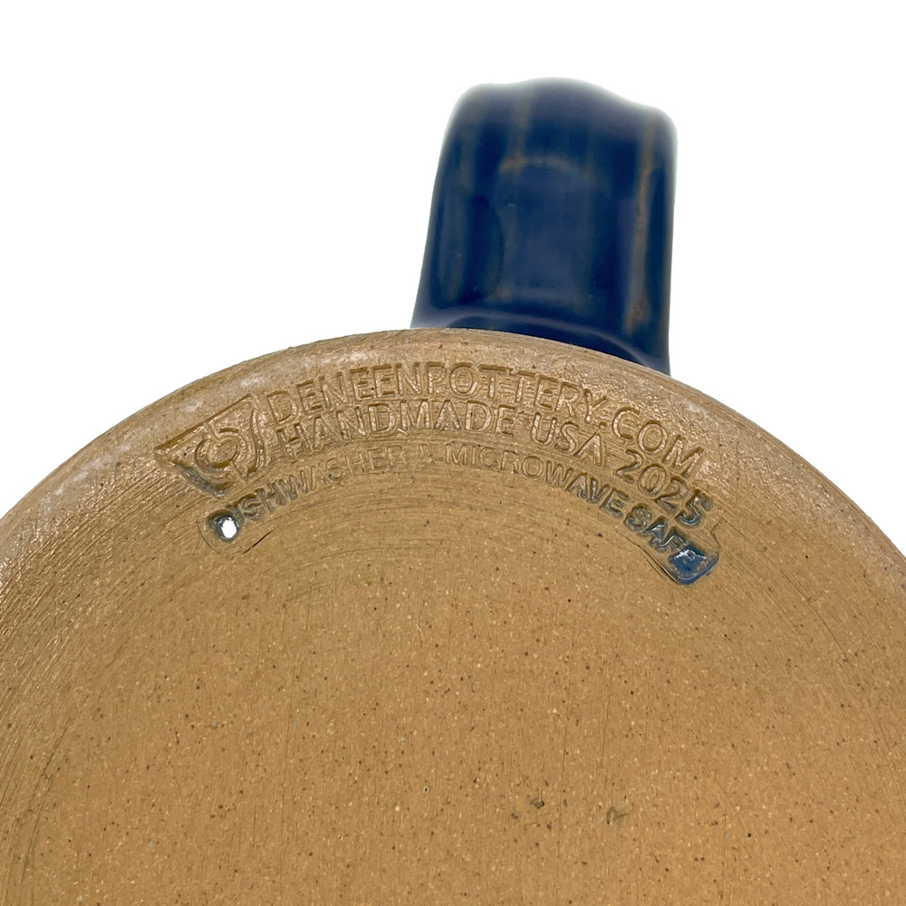 Deneen Pottery Colonial Williamsburg Seal Mug - Thumbnail 3