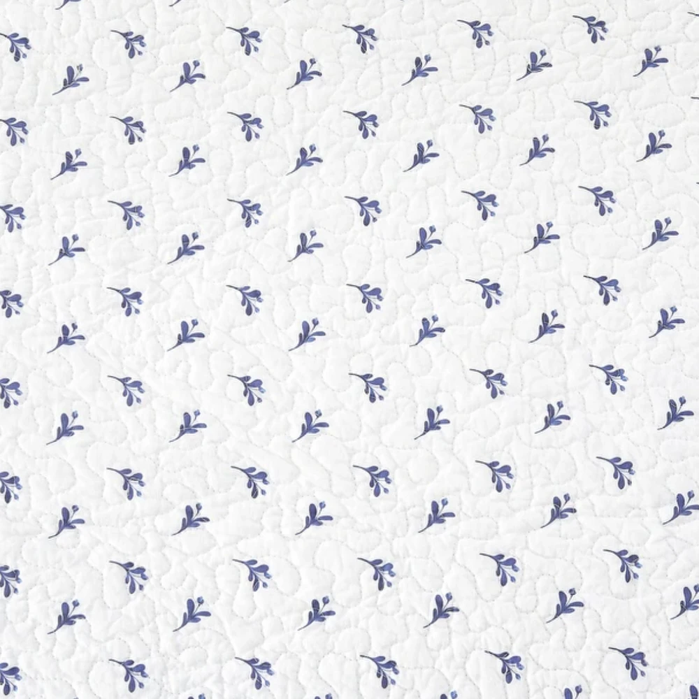 WILLIAMSBURG Maryfrances Blue Delft Floral Quilt Set | The Shops at Colonial Williamsburg