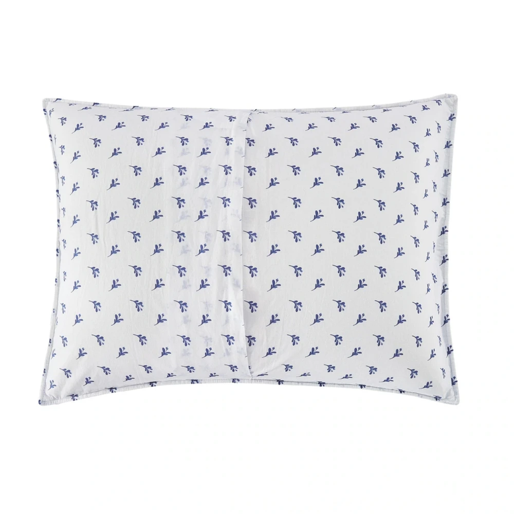 WILLIAMSBURG Maryfrances Blue Delft Floral Quilt Set | The Shops at Colonial Williamsburg