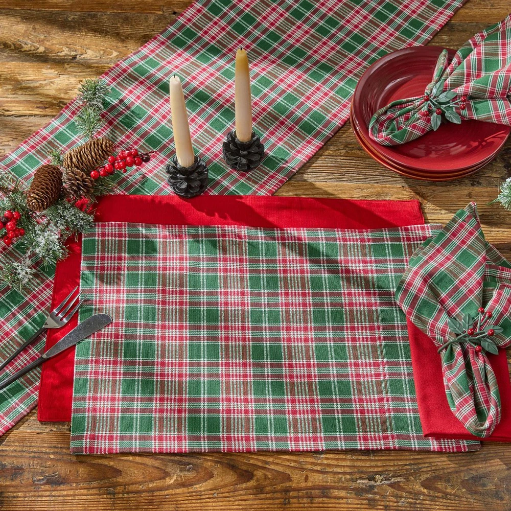 WILLIAMSBURG Boxwood & Pine Plaid Napkin | The Shops at Colonial Williamsburg
