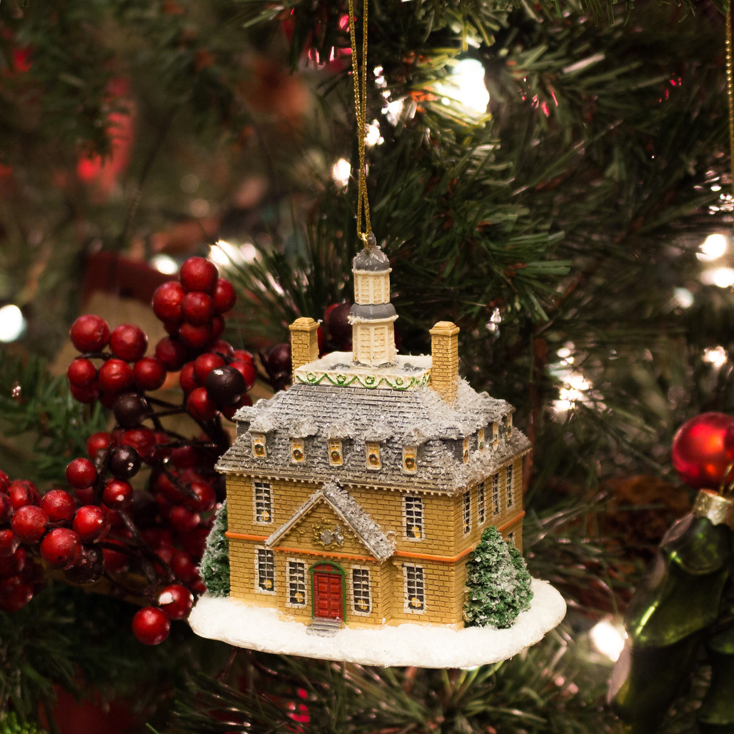 Governor's Palace in Snow Ornament | The Shops at Colonial Williamsburg
