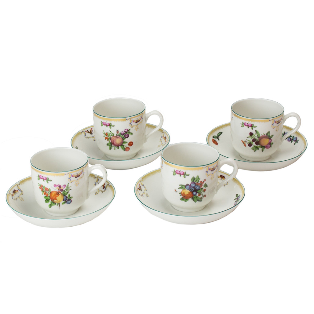 Duke of Gloucester Porcelain Tea Cups & Saucers Set | The Shops at Colonial Williamsburg