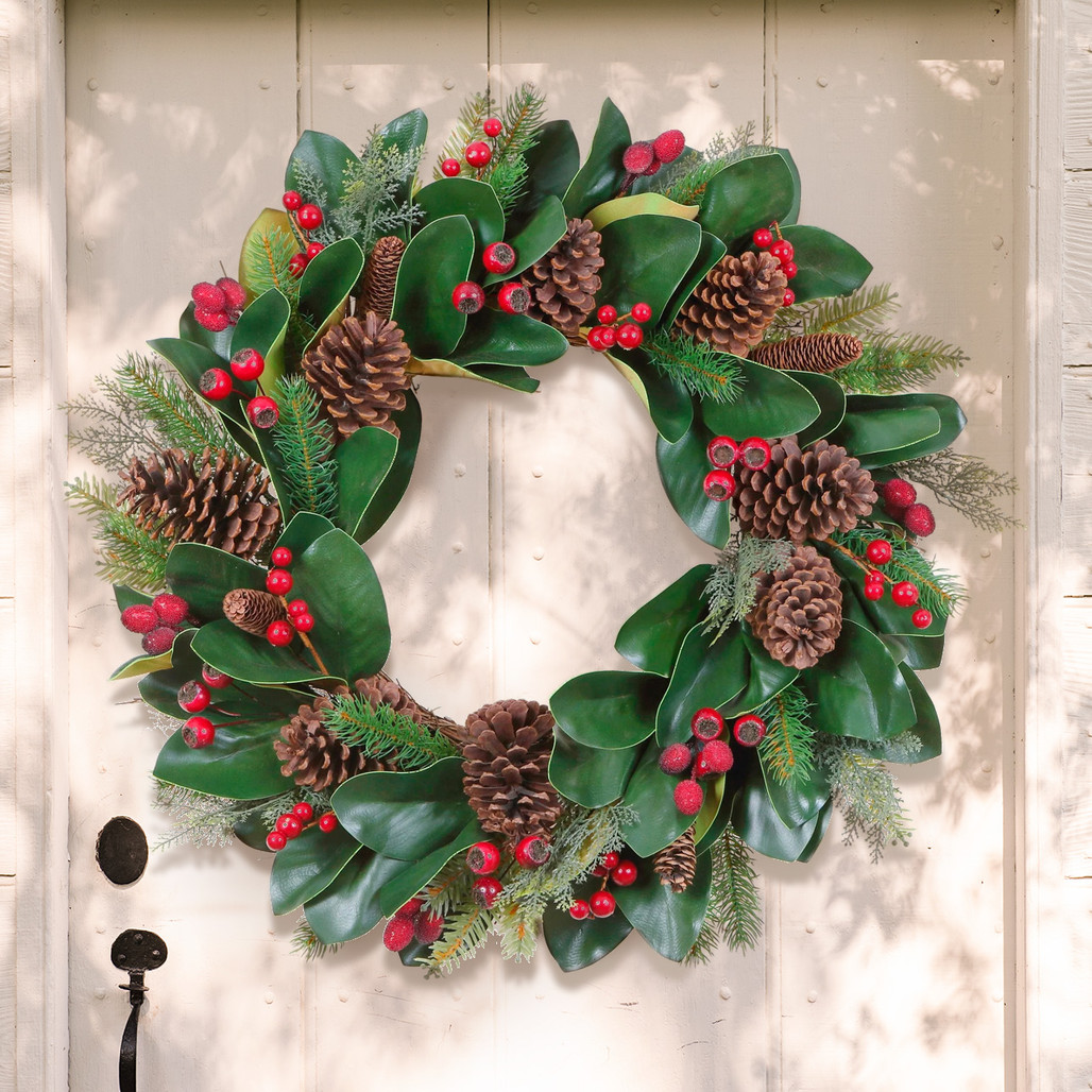 Berry, Pinecone & Magnolia Wreath 24" | The Shops at Colonial Williamsburg Berry, Pinecone & Magnolia Wreath 24" | The Shops at Colonial Williamsburg