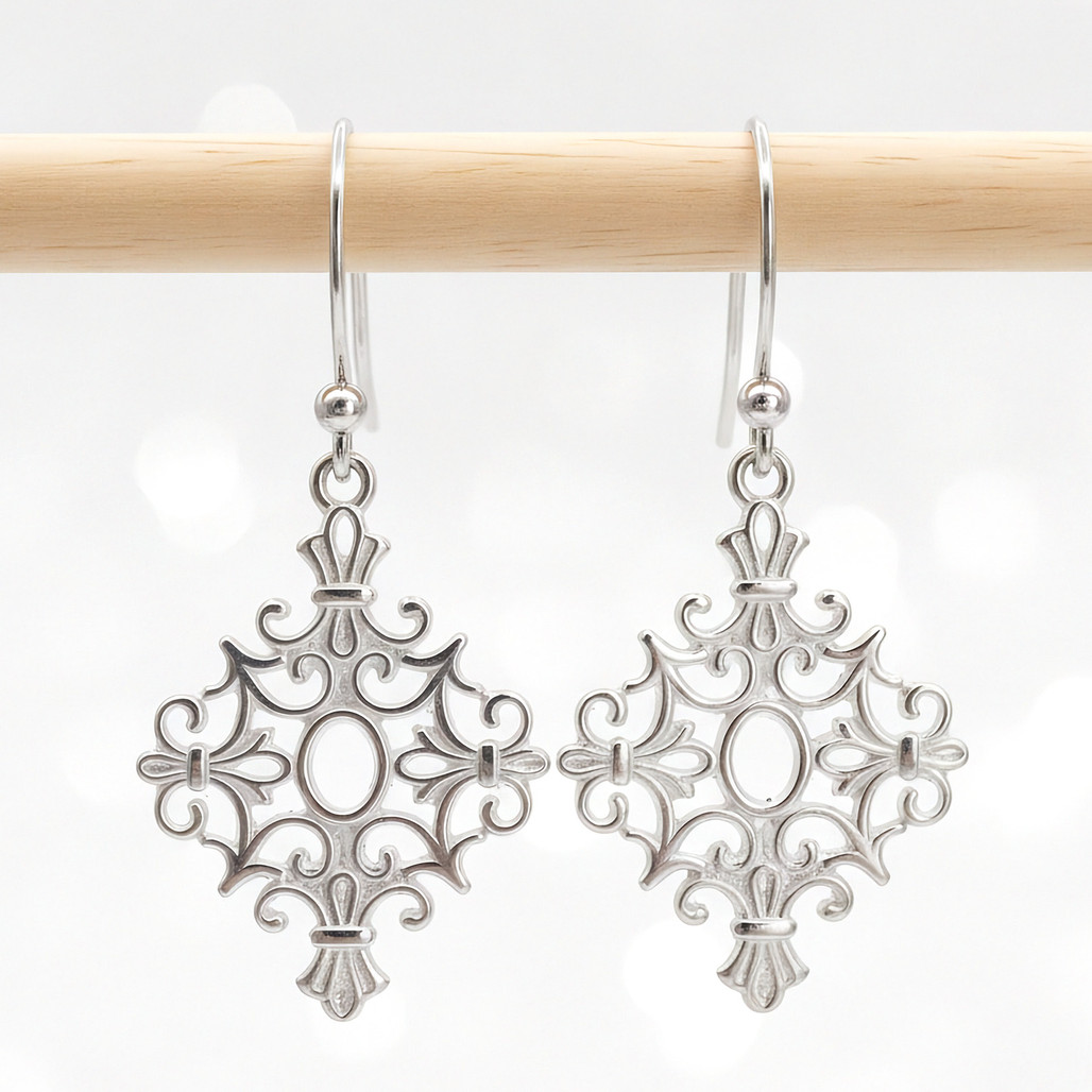 Capitol Detail Sterling Silver Earrings | The Shops at Colonial Williamsburg