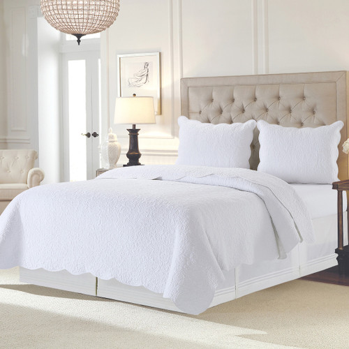 WILLIAMSBURG Christiana Quilt Set - White | The Shops at Colonial Williamsburg WILLIAMSBURG Christiana Quilt Set - White | The Shops at Colonial Williamsburg
