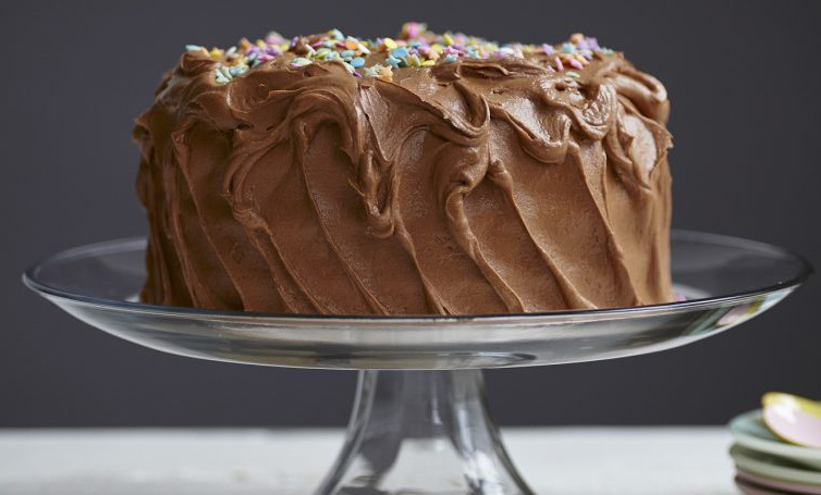 chocolate-cake-buttercream-frosting.jpg