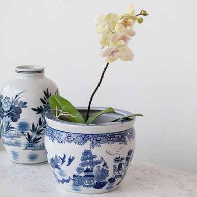 No11 ブルー＆ホワイトフラワーガーランド⸜❤︎⸝‍ Blue and White Chinoiserie Stoneware Planter 9.5
