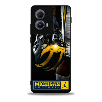 Michigan Wolverines 1 Motorola Moto Edge 5G 2024/ Moto Edge 5G 2025 Case