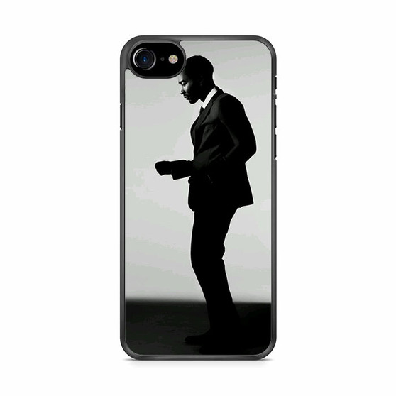 John Legend in Black iPhone SE 2020 Case