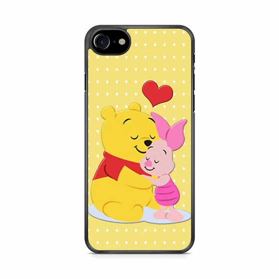 Pooh And Piglet Hugging iPhone SE 2020 Case
