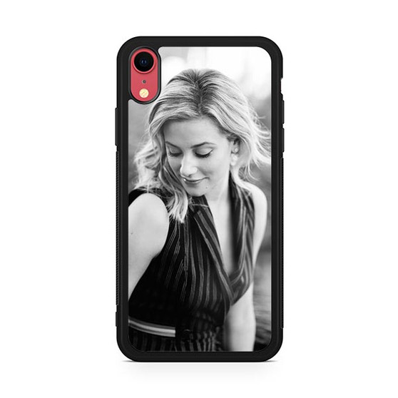 Riverdale Lili Reinhart As Betty Cooper 2 iPhone XR Case
