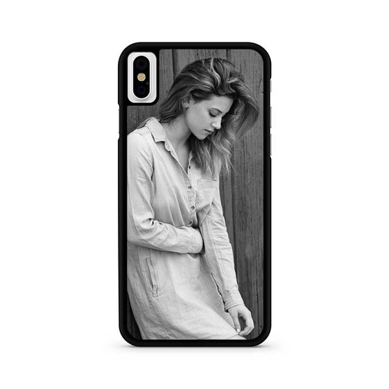 Riverdale Lili Reinhart As Betty Cooper 1 iPhone X / XS | iPhone XS Max Case Riverdale Lili Reinhart As Betty Cooper 1 iPhone X / XS | iPhone XS Max Case