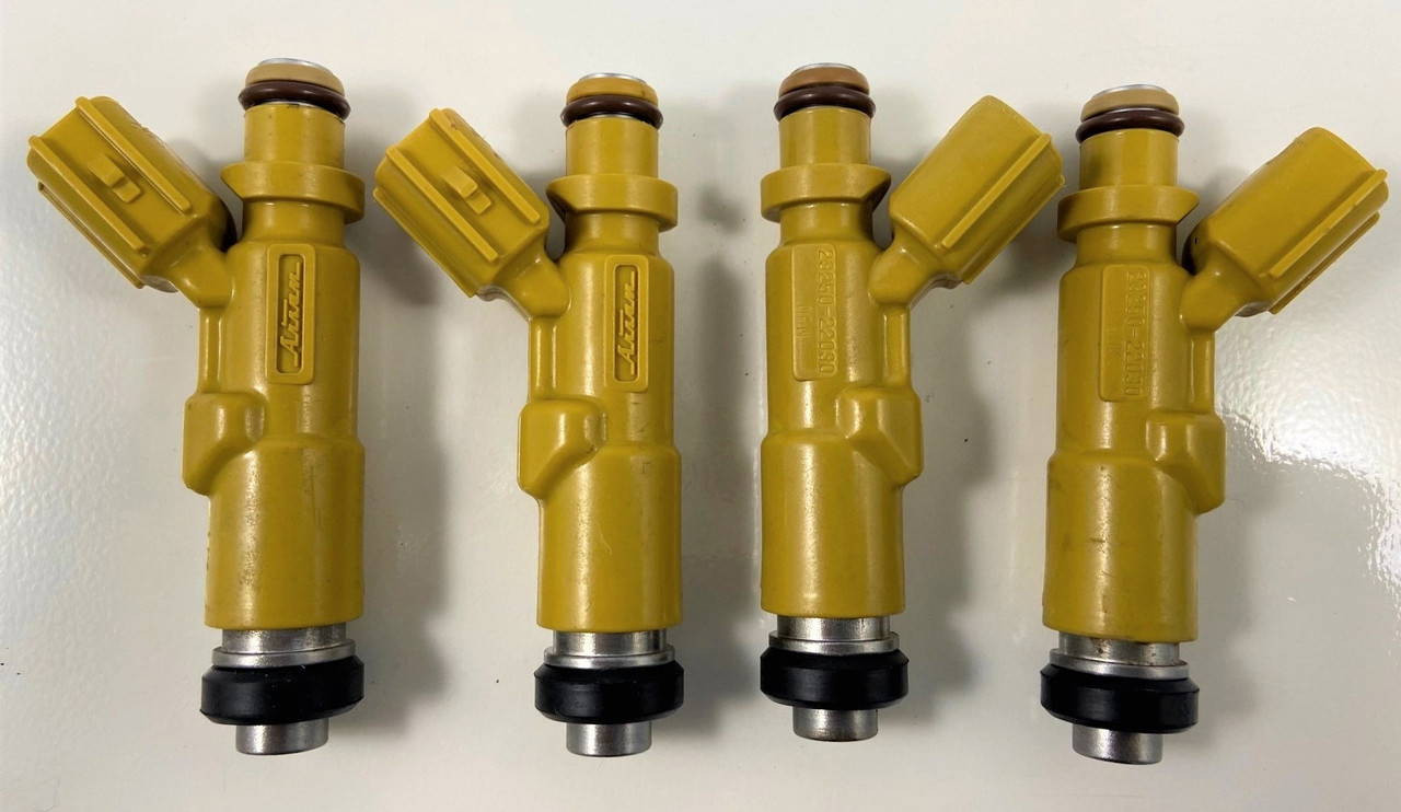 【mii】00s DIESEL & PUMA まとめ売り Reman OEM Fuel Injector Set for 2000-2003 Toyota Celica 2003