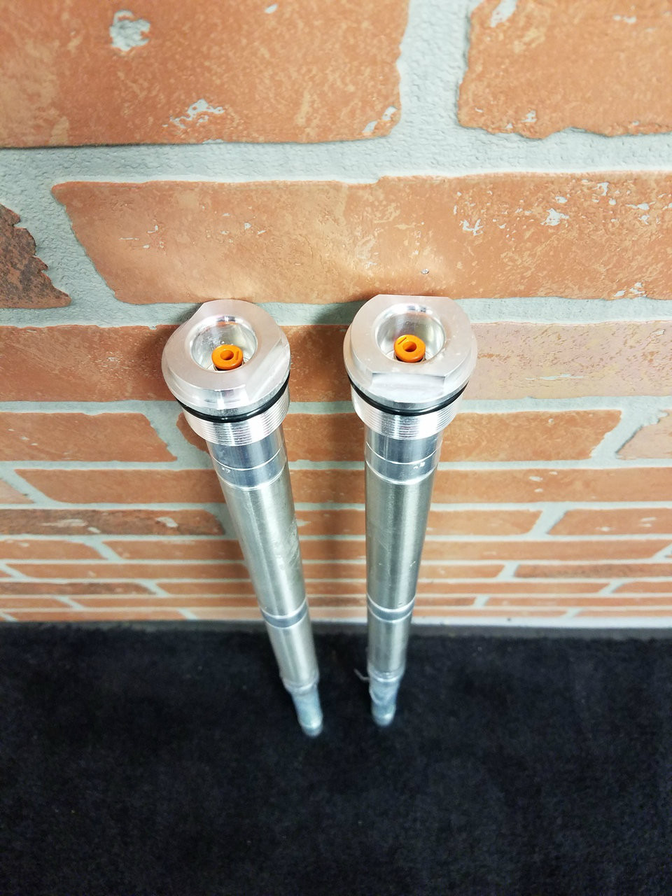 Blacksmith Anvil drop in air Strut system OEM Style threaded end caps for OEM tubes