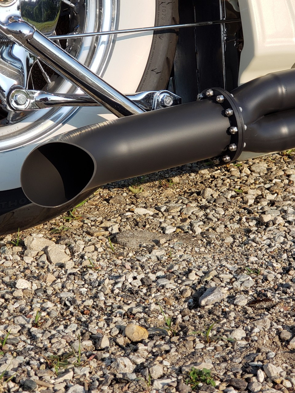 Blacksmith Motoring Boulevard Brawler 6 Shooter Racing Exhaust System Suzuki C50, Volusia VL800 