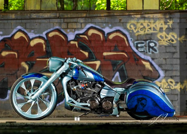 Blacksmith Retroliner T26 conversion with customer donor bike**Factory Install Only**