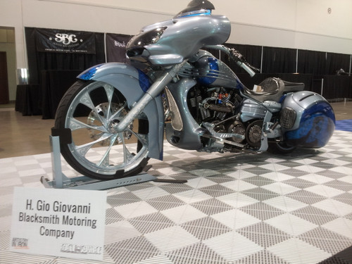 Condor "Blacksmith Big Wheel" Pitstop fit 16-30 inch wheels used as display for events