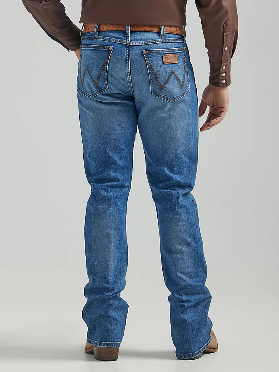 Wrangler® Men's Retro Slim Fit Bootcut Jean in Friesian