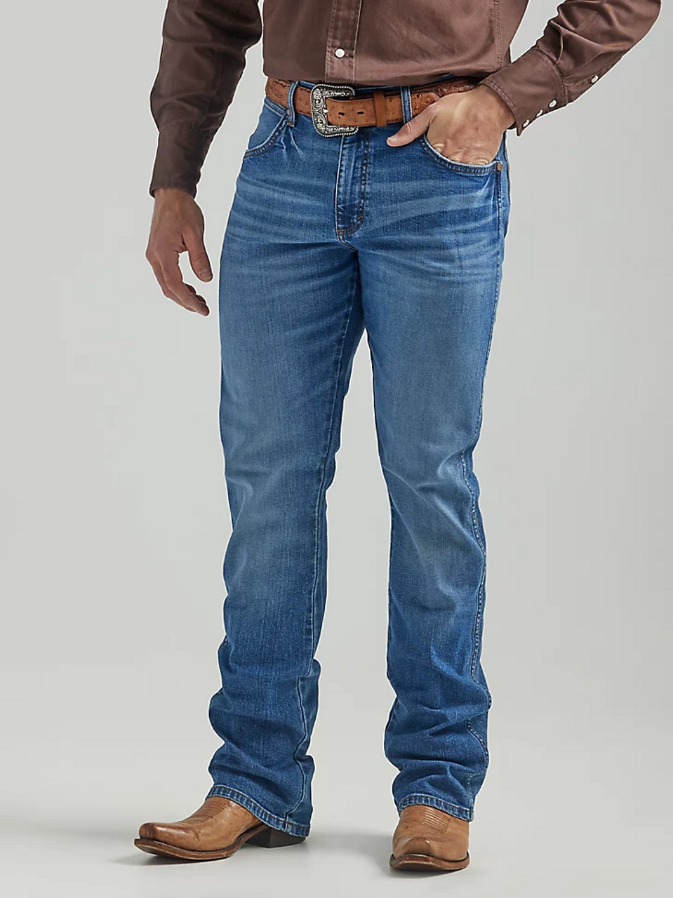 Wrangler® Men's Retro Slim Fit Bootcut Jean in Friesian