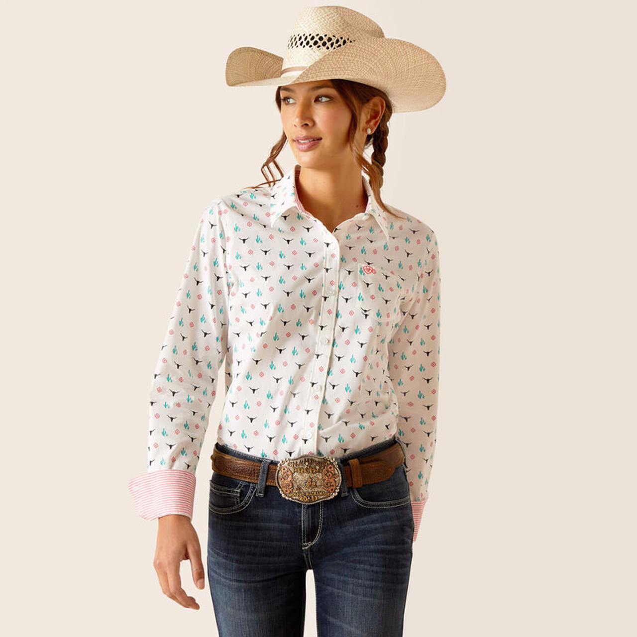 Ariat® Ladies L/S White Kirby Stretch Shirt - Steerhead/Cactus Print