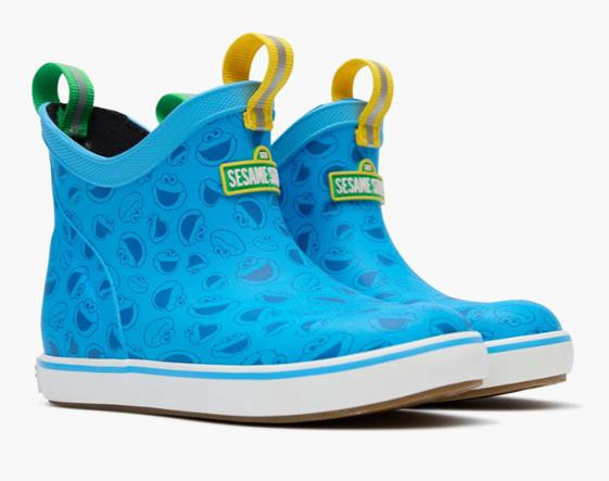 SALE XTRATUF® Kids' Sesame Street™ Cookie Monster Blue Ankle Deck