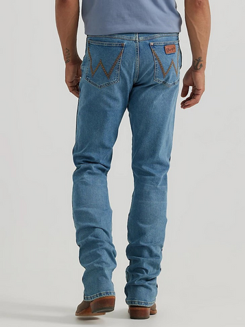 SALE Wrangler Retro® Men's Flintlock Slim Bootcut Jeans