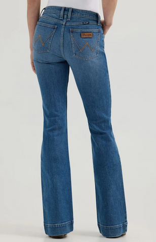 SALE Wrangler Retro® Ladies' Mae Wide Leg Trouser Jeans in Allison
