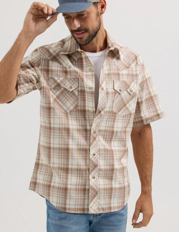Wrangler Retro® Men's S/S Wheat Brown Plaid Snap Shirt