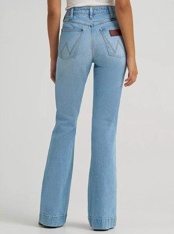 Wrangler Retro® Ladies' Bailey HR Trouser Jeans in Kelsey