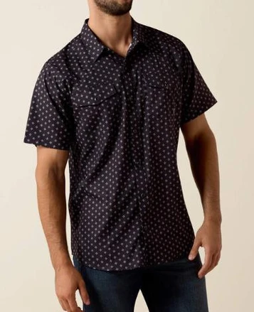 Ariat® Men's S/S Black Print VentTEK Western Fitted Snap Shirt