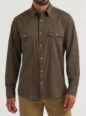 Wrangler® Men's L/S Turkish Coffee Print ATG Technical Snap Shirt