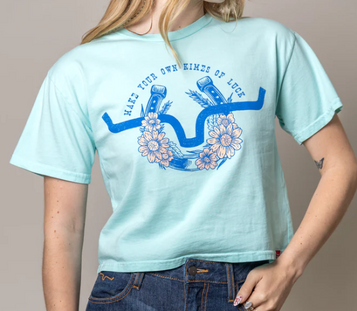 Kimes Ranch® Ladies' S/S Cropped Kimes Of Luck T-Shirt