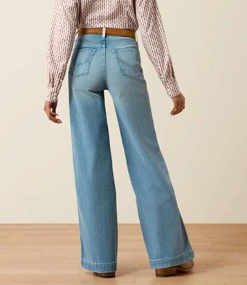 Ariat® Ladies' UHR Luana Wide Leg Jeans in Oklahoma