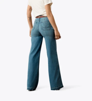 Ariat® Ladies' UHR Mavis Wide Leg Jeans in Delaware